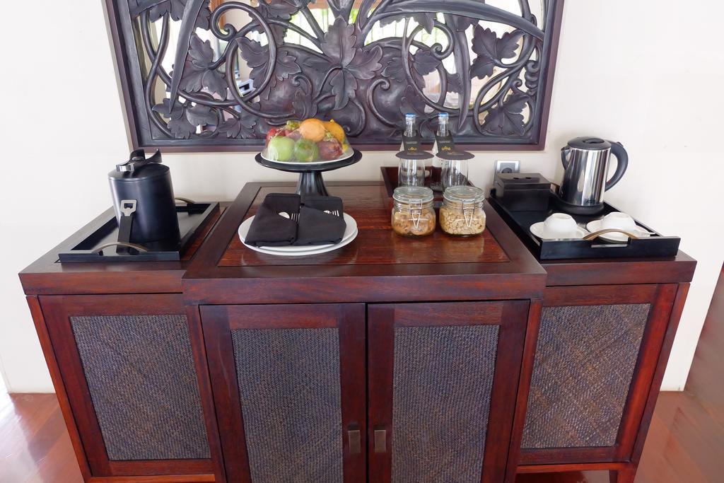 The Royal Santrian Villa Nusa Dua  Eksteriør billede